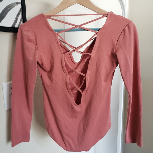 Forever 21 Pink Bodysuit. - Picture 5 of 7